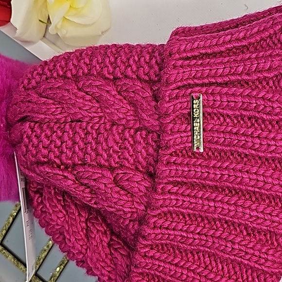 Michael Kors Deep Furchisa  Beanie - Picture 5 of 5